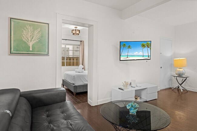Photo - 937 Lenox Ave. Unit SI ID1540485P