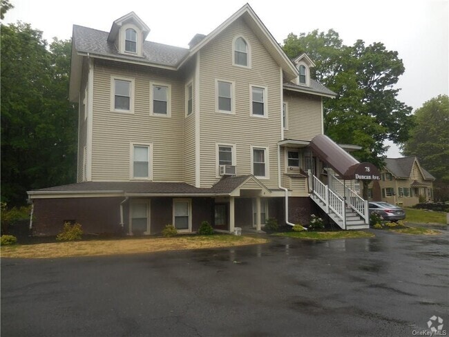 Building Photo - 78 Duncan Ave Unit 3 Rental