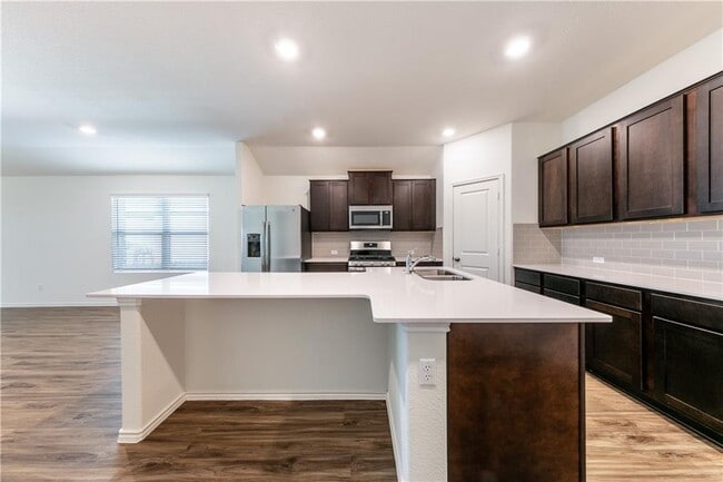 Photo - 6412 Turin Ln