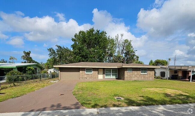 Building Photo - 3823 Monica Pkwy Rental