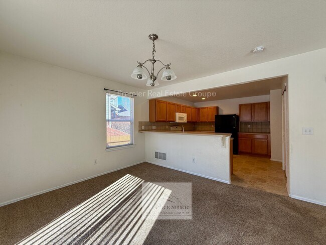 Photo - 7395 Creekfront Dr