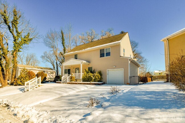 Photo - 3 Green Acres Ave