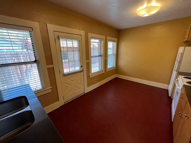Photo - Historic Downtown Bend 1 Bed/1 Bath Unit - Harriman Street Unidad 8