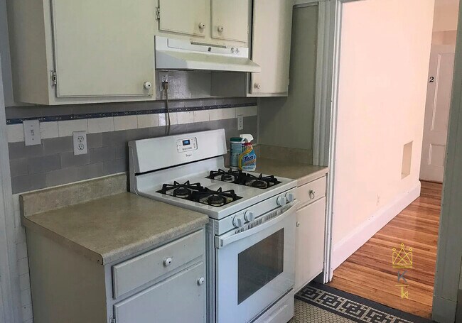 Photo - 139 Antrim St Unit 2