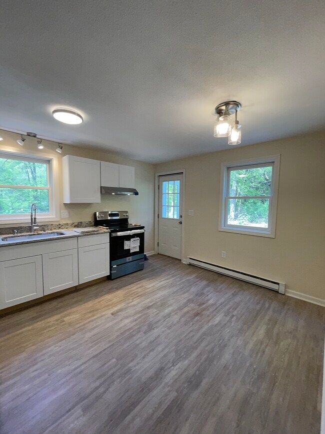 395 Wilbraham St Unidad B
