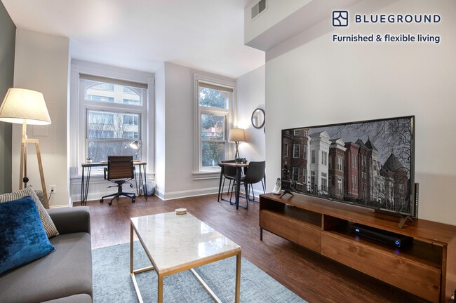 Building Photo - 1415 17th St NW Rental