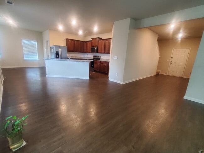 Photo - 157 Innis Brk Cir