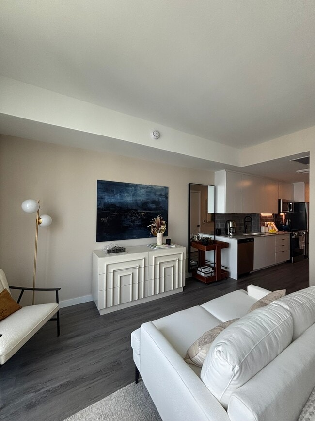 Photo - 138 NE 23rd St Unit B1