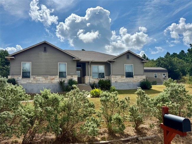 Building Photo - 139 Kahalulu Dr