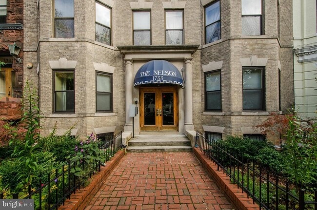 Building Photo - 1733 20th St NW Unit 304 Rental