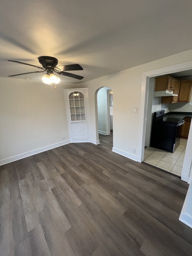 1365 Mt Pleasant Rd Unidad 1375 Front