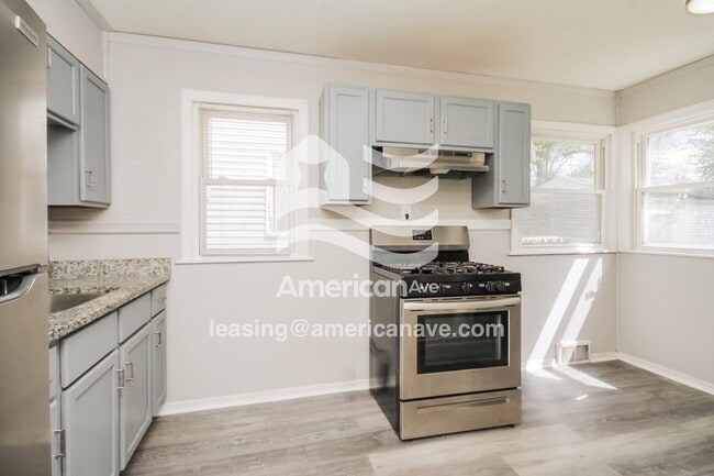 Photo - 1802 O Brien St