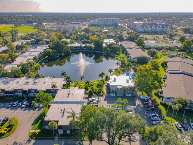 Building Photo - Westmount at Winter Park Rental