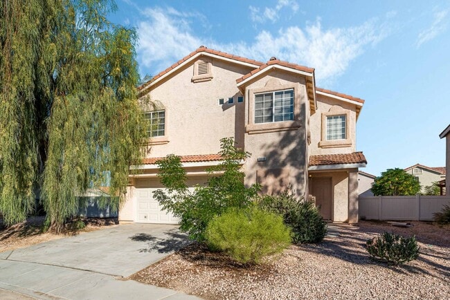 Building Photo - Modern Las Vegas Living with Style & Convenience!