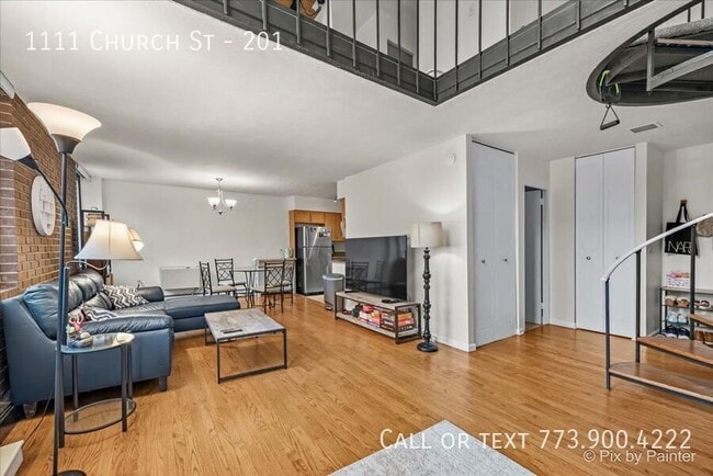 Photo - 1111 Church St