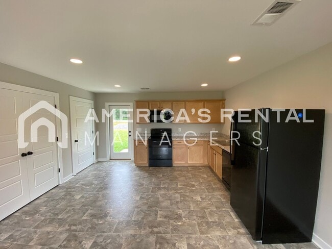 Photo - Home for rent in Talladega... Available to View with 48 Hours Notice!!!