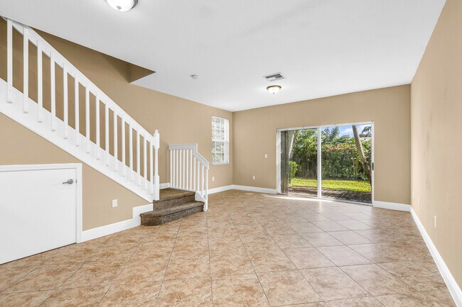 Photo - 3720 NE 4th Ter