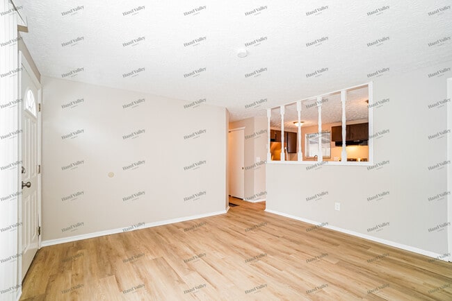 Photo - 1722 Rivermont Rd