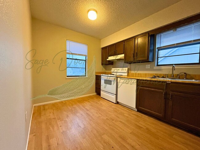 Photo - AVAILABLE NOW!!!!