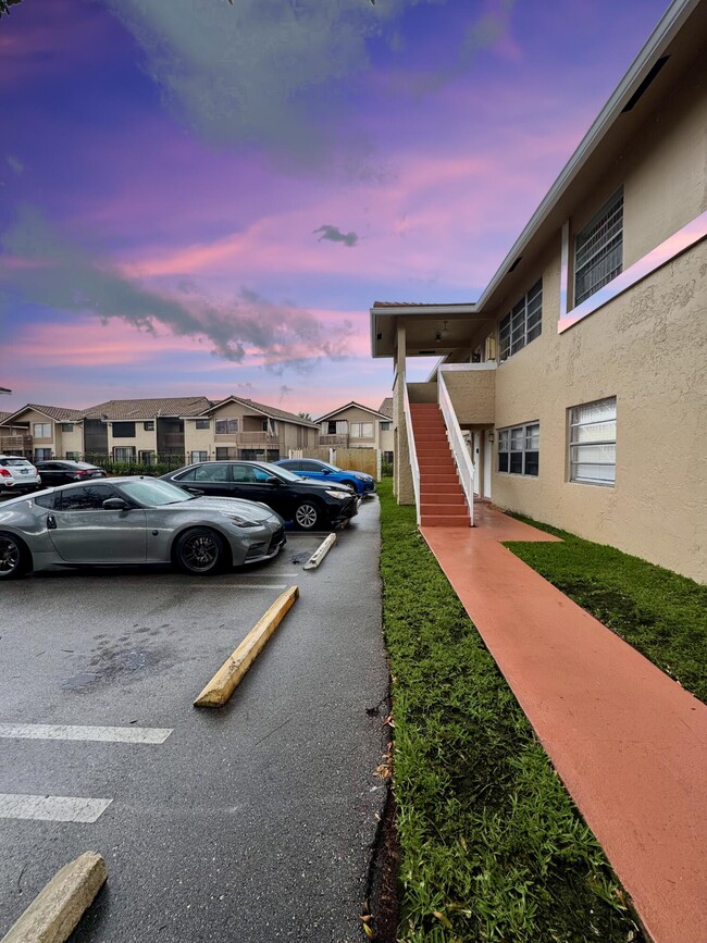Photo - 10008 Twin Lakes Dr Condo Unit 36-A