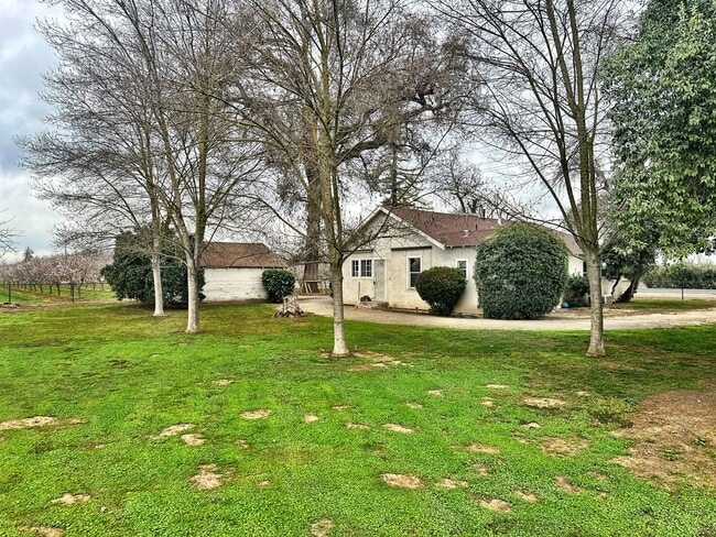 Photo - 26997 Rd 164