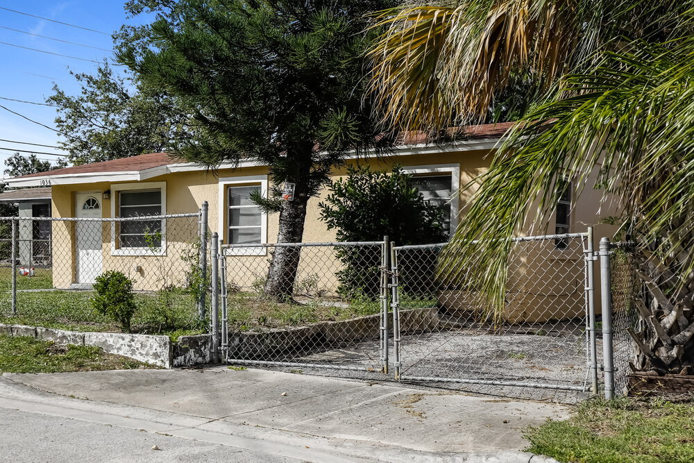 Photo - 1036 W 32nd St