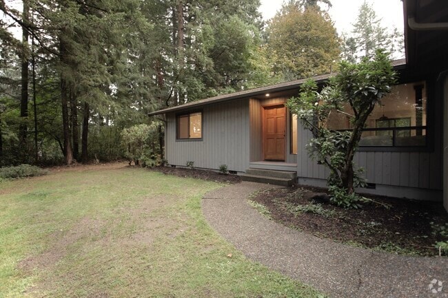 Building Photo - 145th Rental