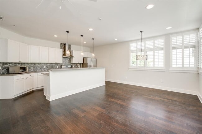 Photo - 908 Nueces St Unit 12