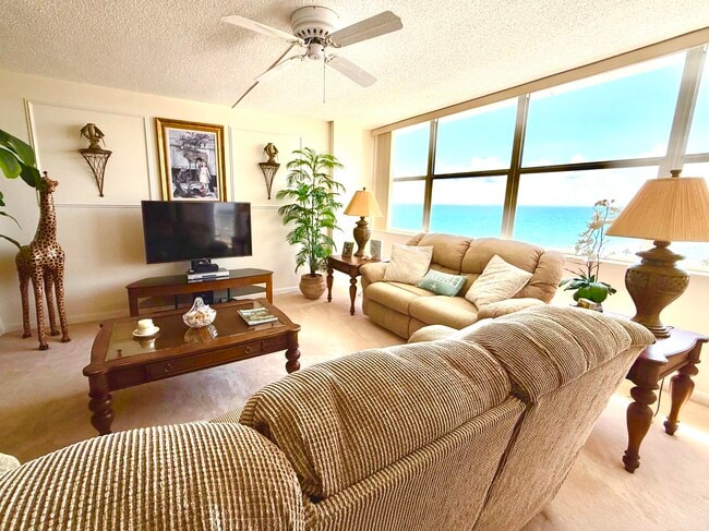Photo - 800 SE 20th Ave Unidad 1106