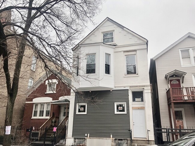 Photo - 2020 S Washtenaw Ave. Casa