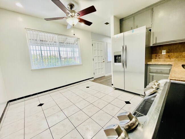 640 Pinewood Dr Unit 3