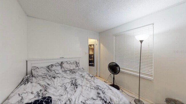 Photo - 1413 Tiverton Dr