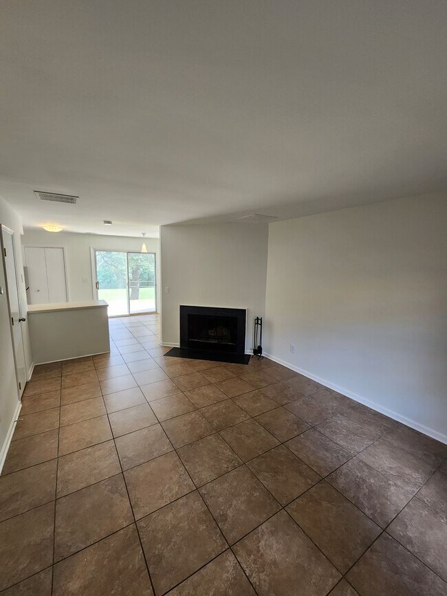 Photo - Canterbury Townhomes Unit 108 Chaucer Ct