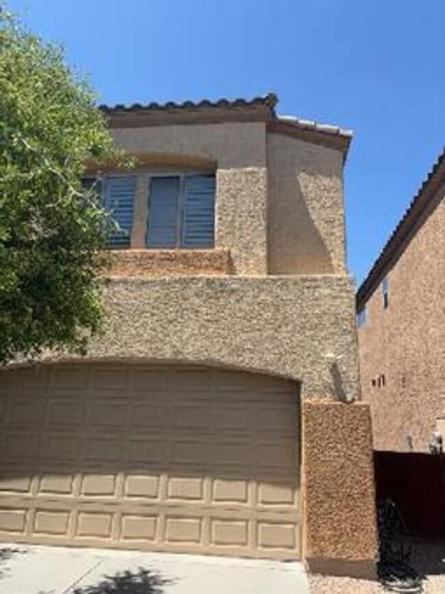 Bright, Spacious Riverside Crossing Retrea... - Bright, Spacious Riverside Crossing Retrea... House
