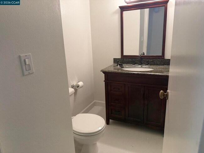 Photo - 585 Mt Dell Dr