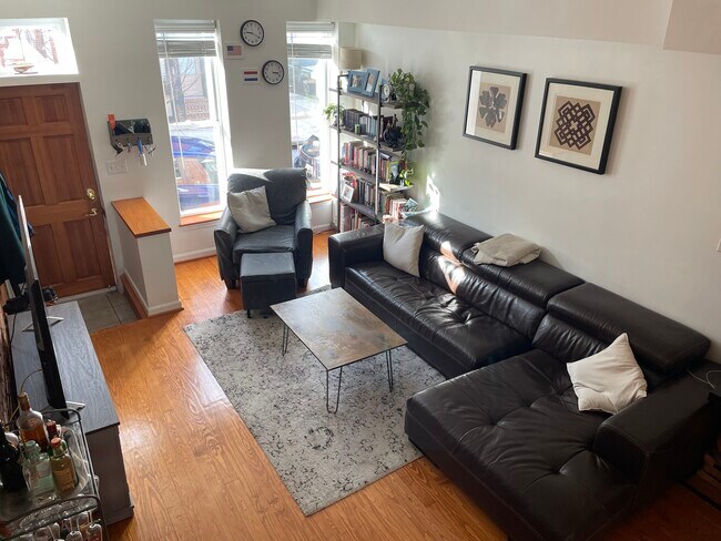 Photo - 126 Burnett St