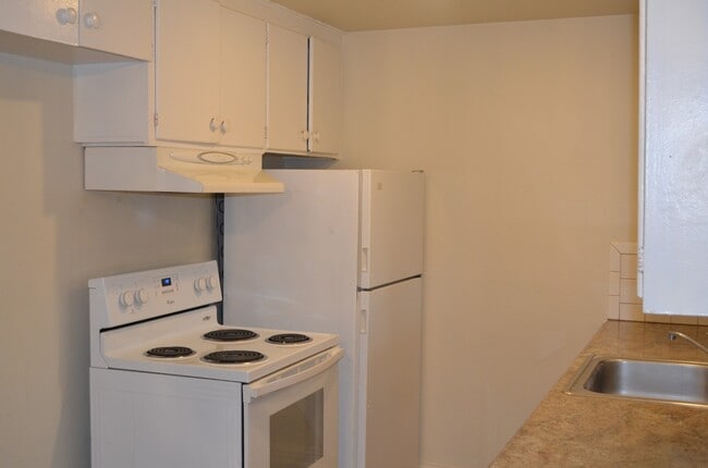 Photo - 1708-1710 N Rainier Ave Unit 1710 Rainier Ave