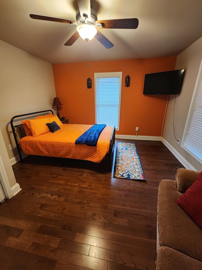 Fotografía del edificio - 175 Rhodesia Ave SE