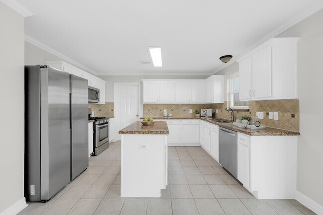 Photo - 22711 W Waterlake
