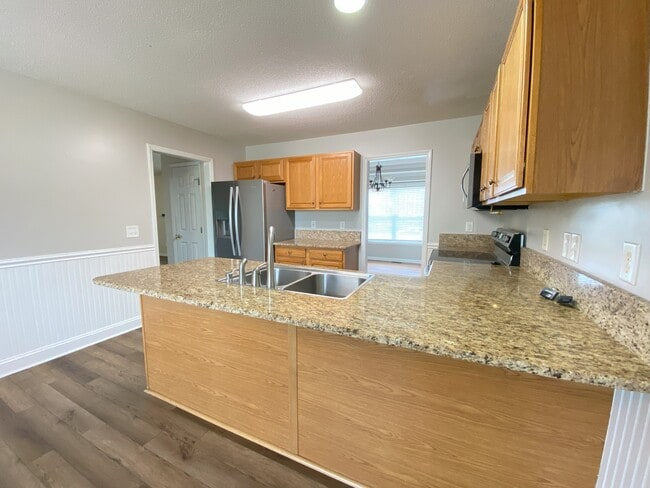 Photo - 346 Cresthaven Dr