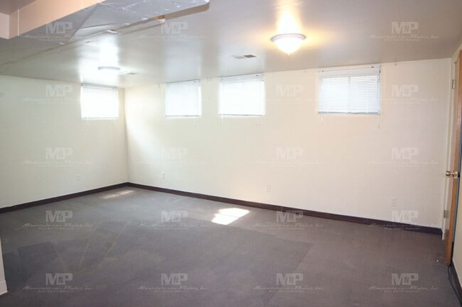 Photo - 640 1/2 S Meldrum St Unidad 640 1/2 S. Meldrum St.-M640.5