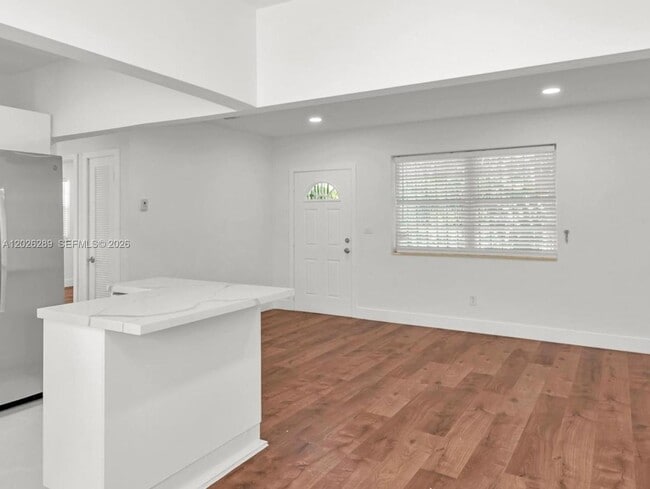 Photo - 4200 NE 1st Ave