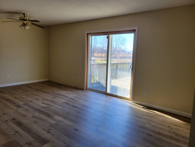 Photo - 11024 Swallow St NW