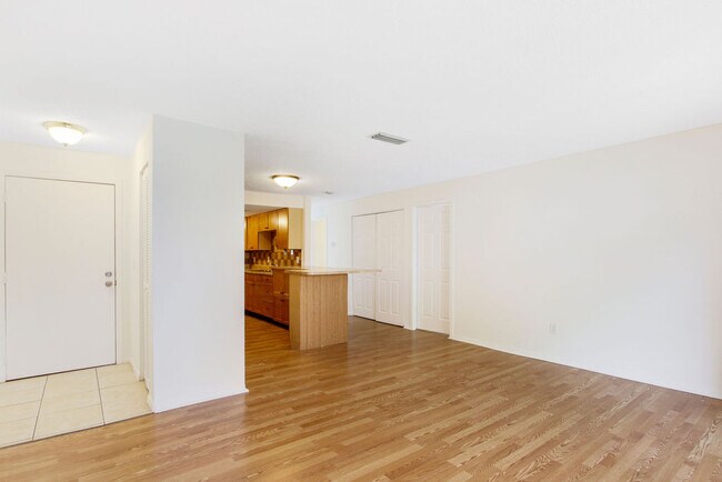 Photo - 3461 Clark Rd