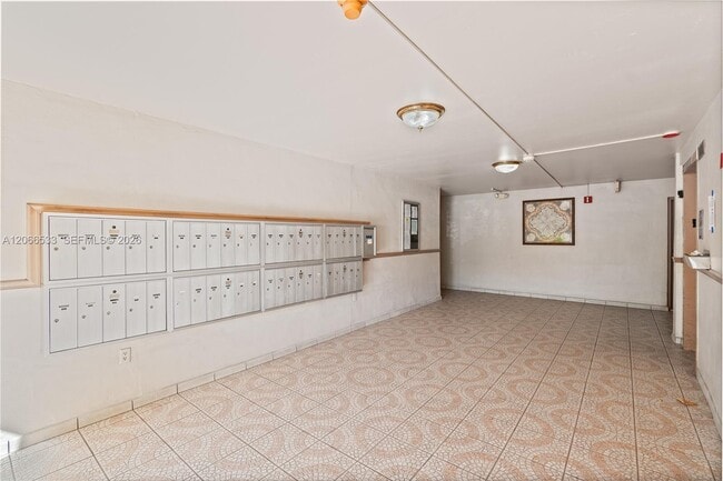 Photo - 8501 NW 8th St Unidad 106