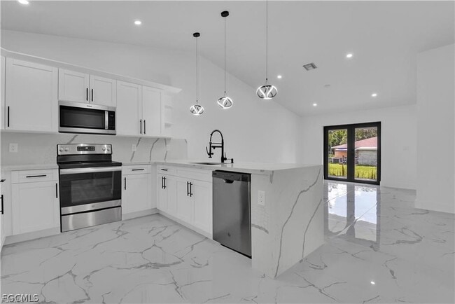 Photo - 4921 Leonard Blvd S