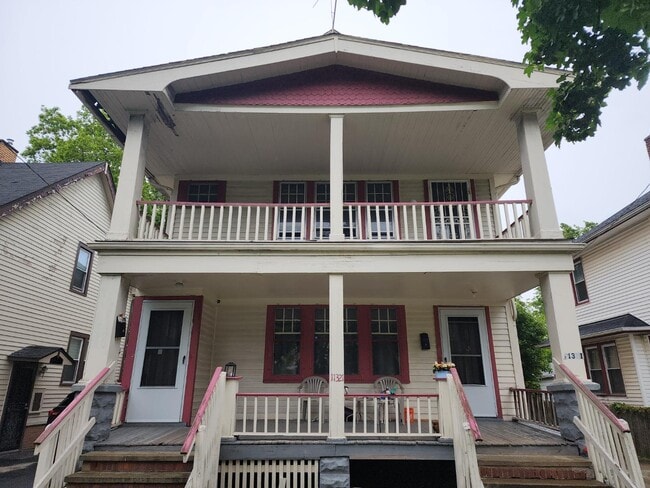 Photo - 11321 Parkview Ave Apartamento