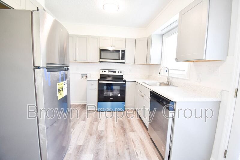 Photo - 2113 Grand Prix Dr