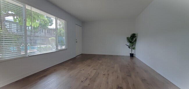 Photo - Mistyvale Apartments