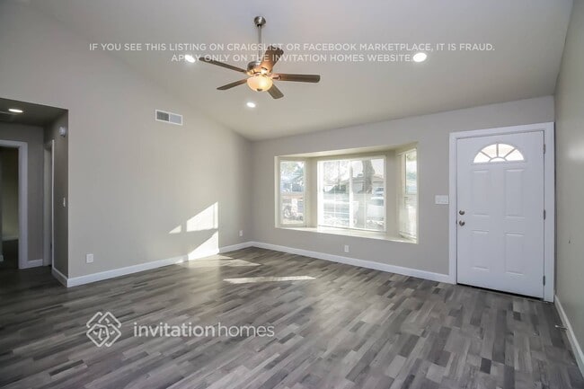 Photo - 3520 E Pueblo Ave